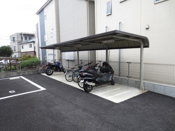 駐輪場