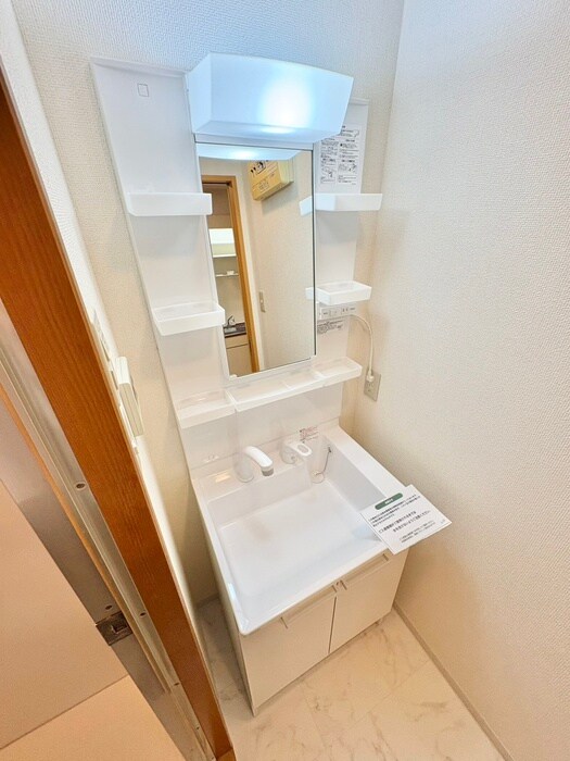 物件内観写真11　(洗面)