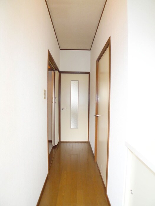 物件内観写真19　(廊下)