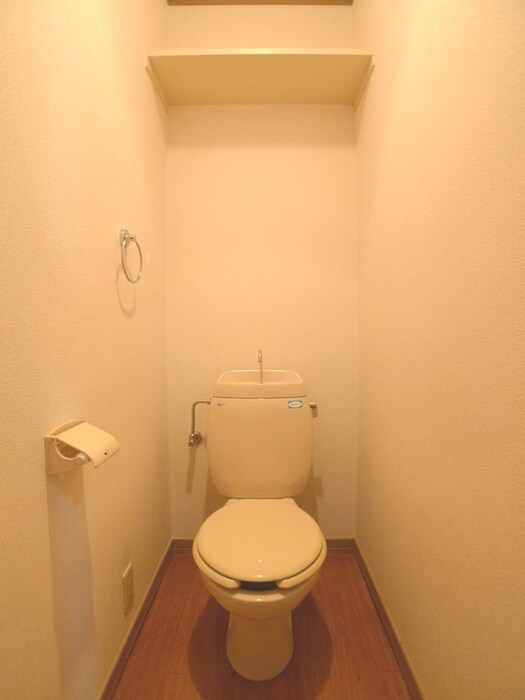 物件内観写真8　(トイレ)