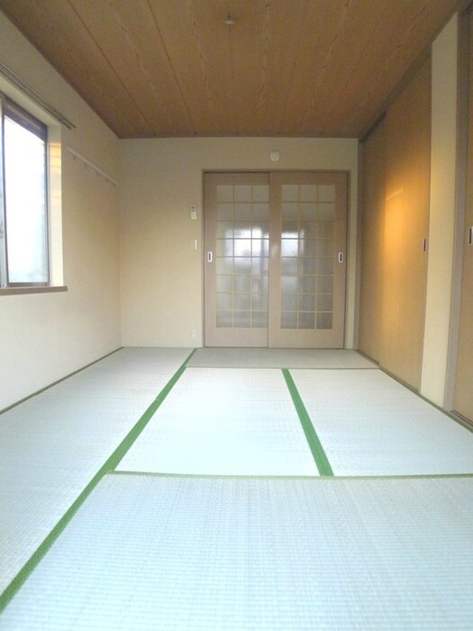 物件内観写真11　(居室)