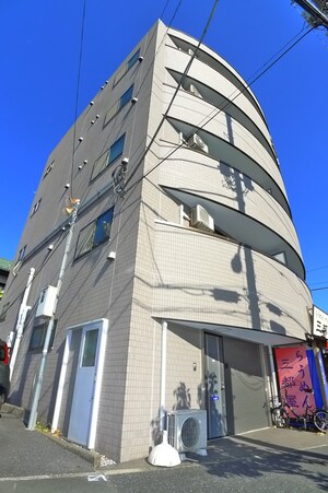 マリーナ・タカケンビルNO.6外観写真