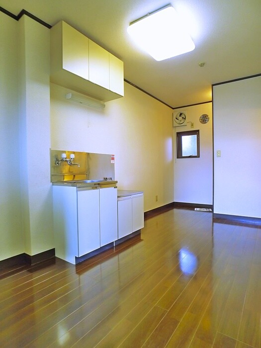 物件内観写真15　(玄関)