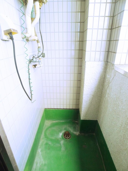 物件内観写真17　(洗濯機置場)