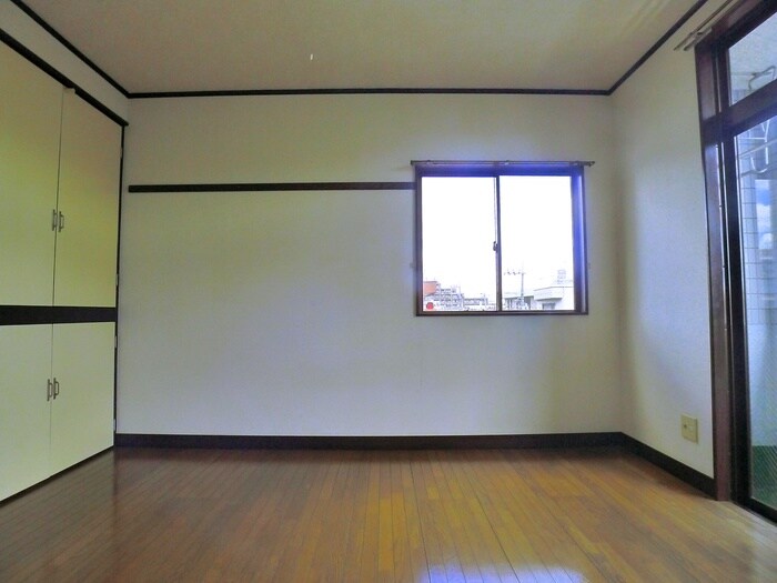 物件内観写真21　(室内からの展望)