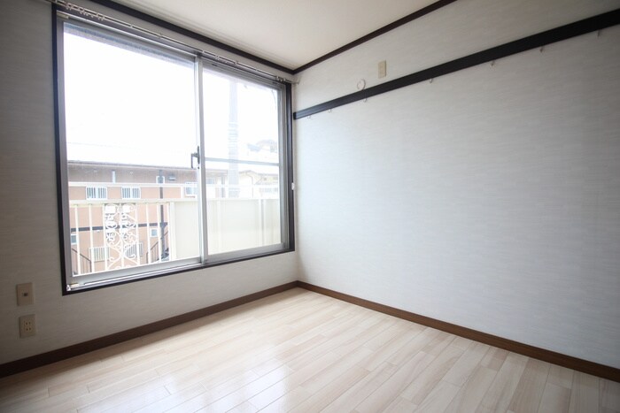 物件内観写真21　(居室)