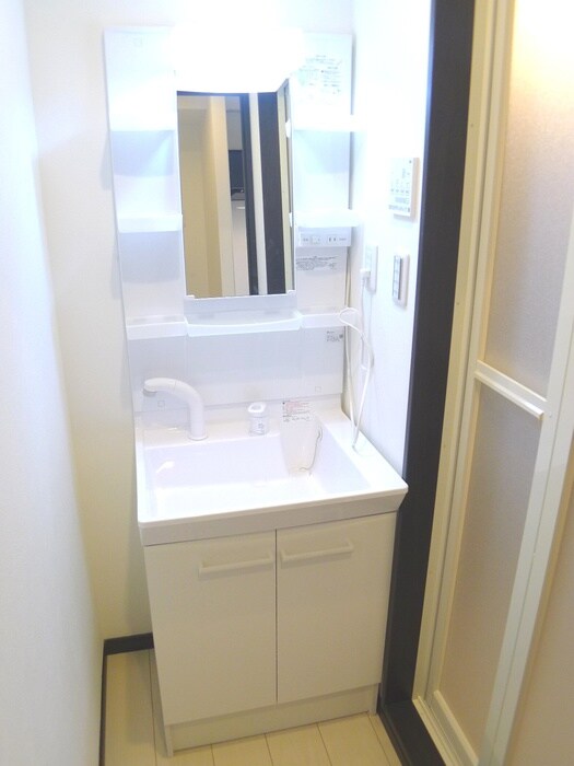 物件内観写真13　(洗面)