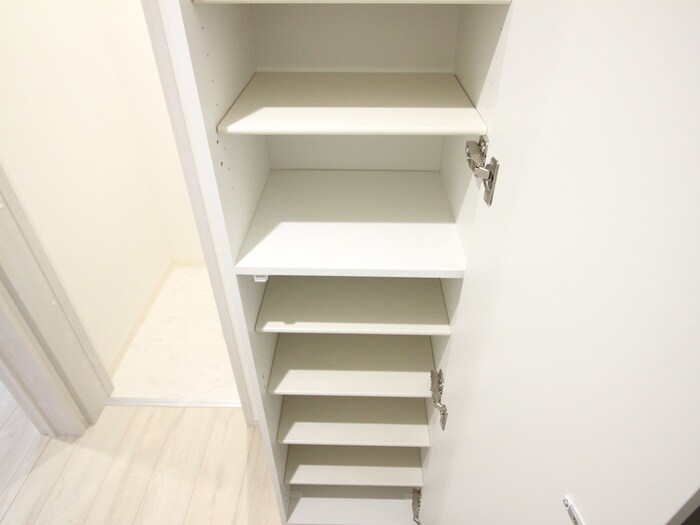 物件内観写真16　(靴箱)