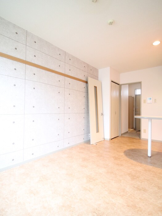 物件内観写真11　(室内からの展望)