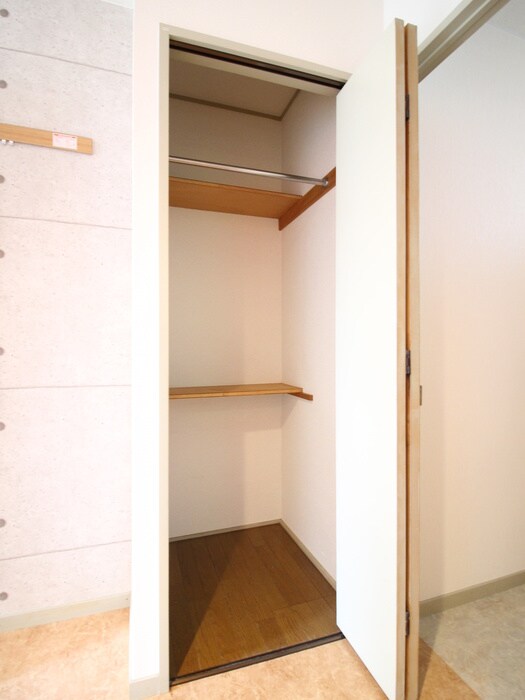 物件内観写真15　(収納)