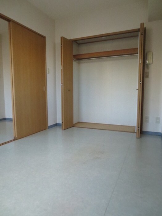 物件内観写真6　(居室)