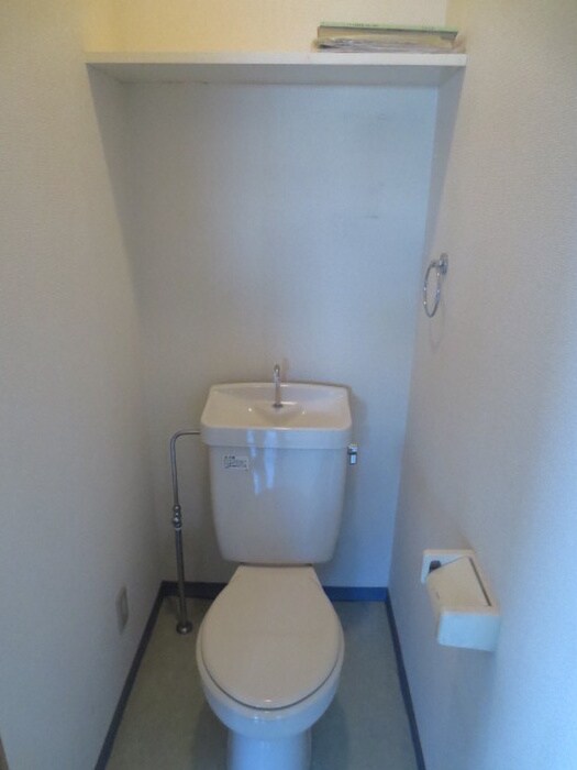 物件内観写真9　(トイレ)