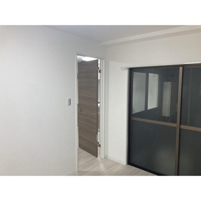 物件内観写真20　(廊下)