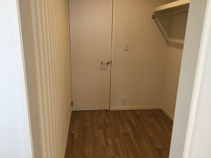 物件内観写真11　(収納)