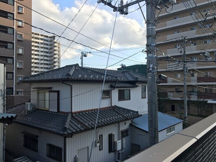 物件内観写真17　(室内からの展望)