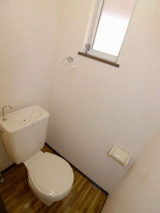 物件内観写真14　(トイレ)