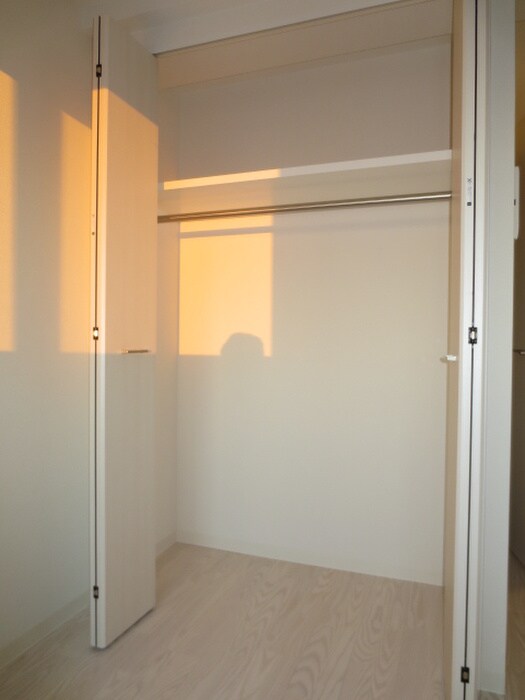 物件内観写真15　(収納)