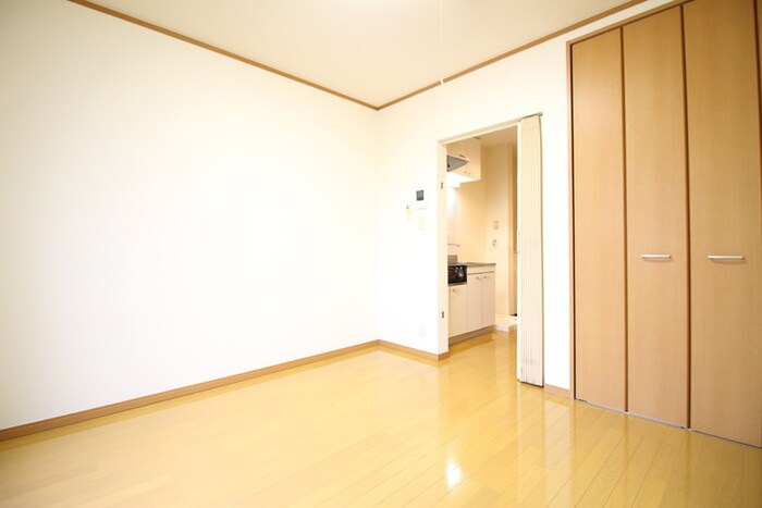 物件内観写真6　(居室)