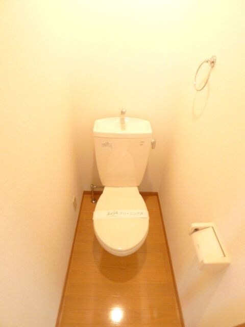 物件内観写真14　(トイレ)