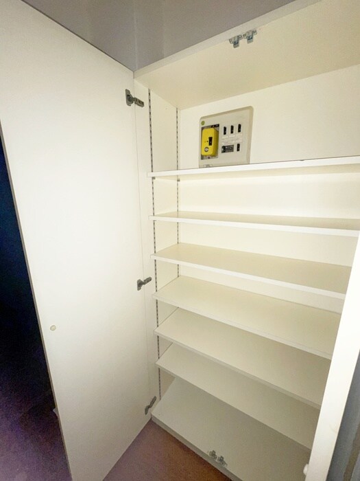 物件内観写真13　(靴箱)
