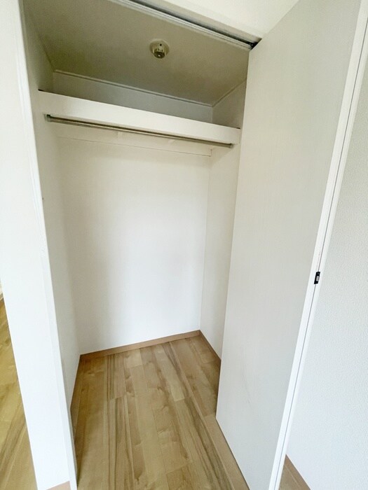 物件内観写真16　(収納)