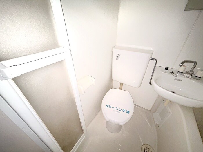 物件内観写真14　(トイレ)