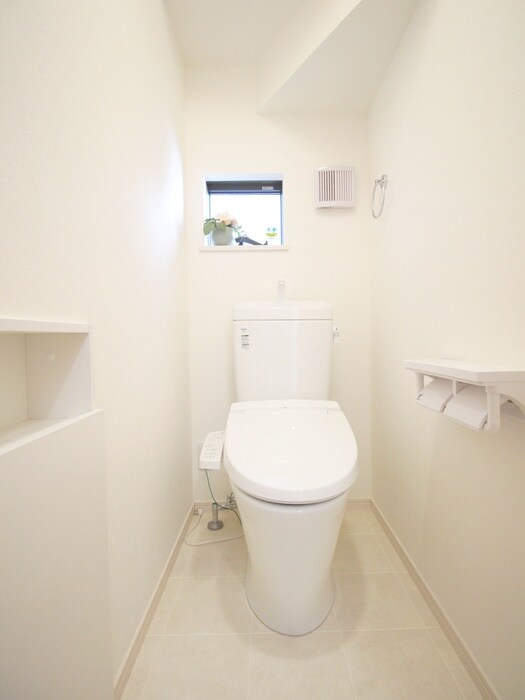 物件内観写真13　(トイレ)