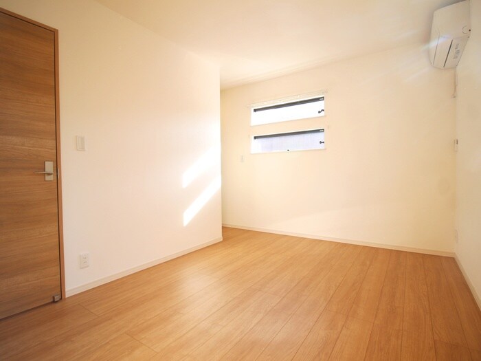 物件内観写真14　(居室)