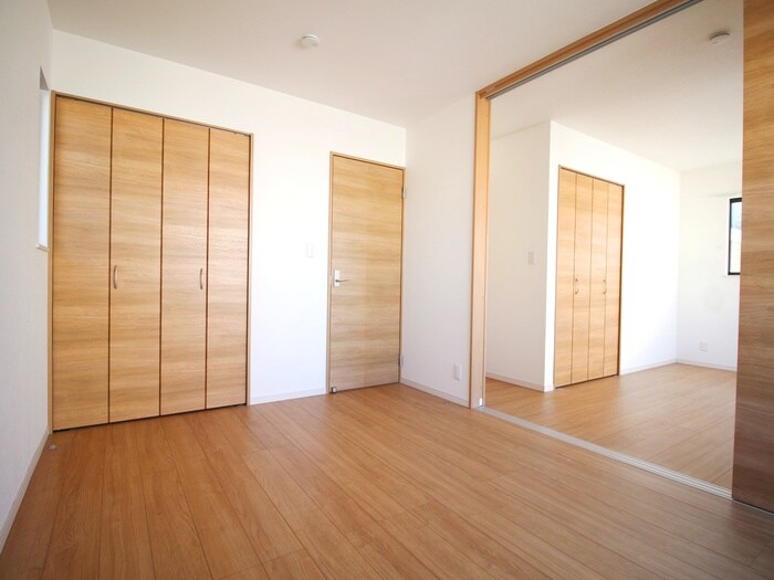 物件内観写真16　(内観写真)