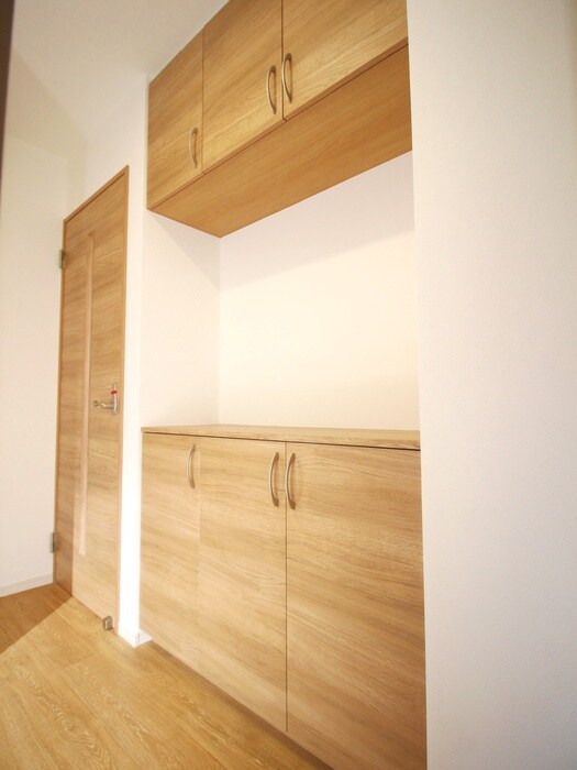 物件内観写真18　(靴箱)