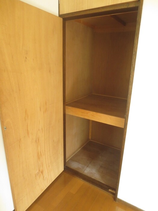 物件内観写真13　(収納)