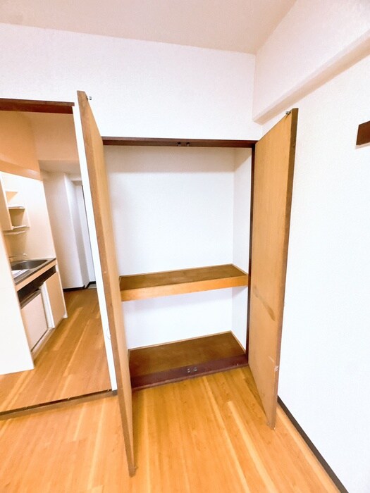 物件内観写真9　(収納)