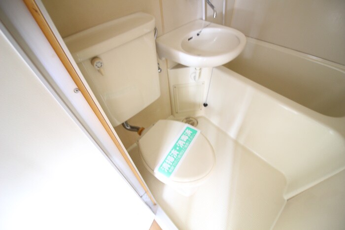 物件内観写真18　(トイレ)