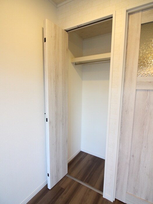 物件内観写真11　(収納)