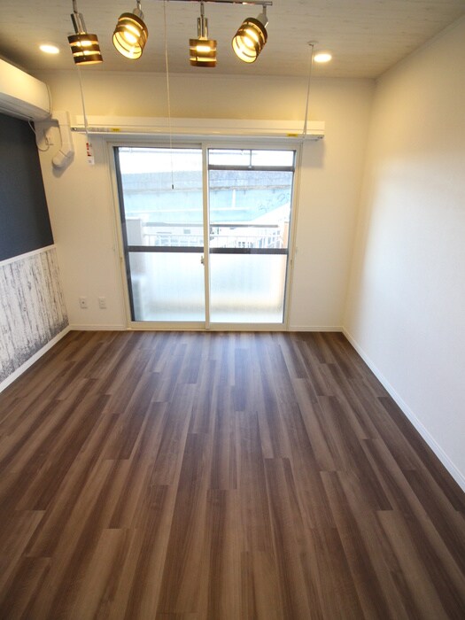 物件内観写真13　(居室)