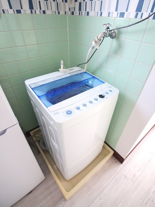 物件内観写真18　(洗濯機置場)