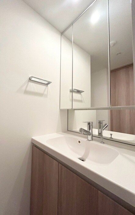 物件内観写真11　(洗面)