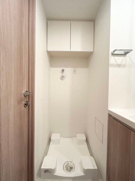 物件内観写真12　(洗濯機置場)