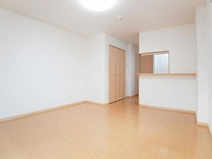 物件内観写真3　(居室)