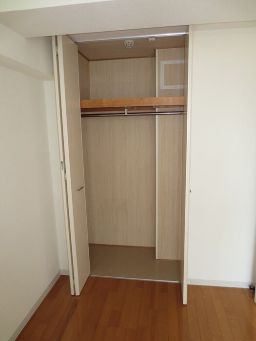物件内観写真10　(収納)