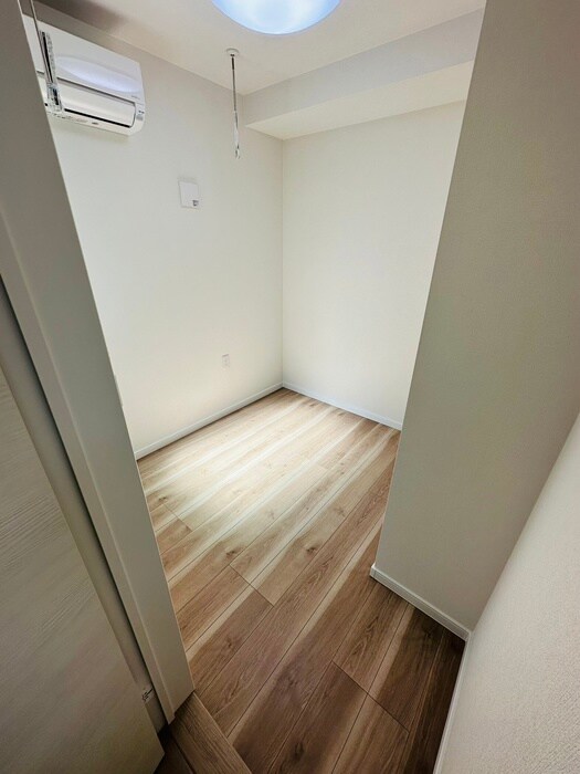 物件内観写真10　(居室)