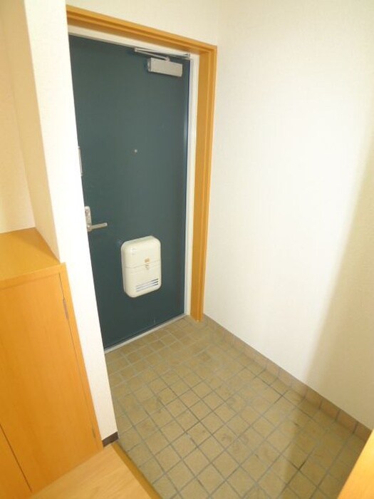 物件内観写真15　(玄関)