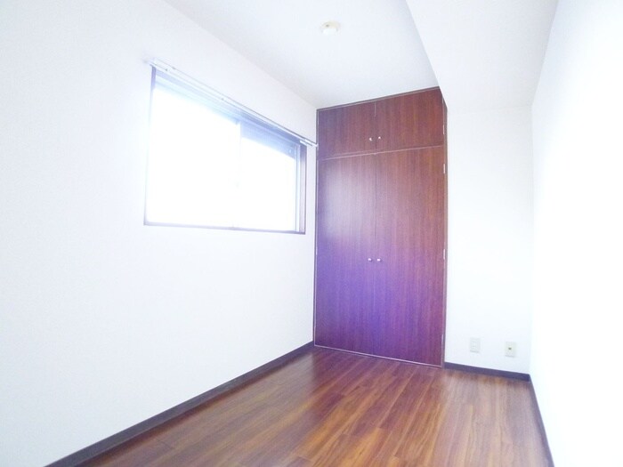 物件内観写真18　(居室)