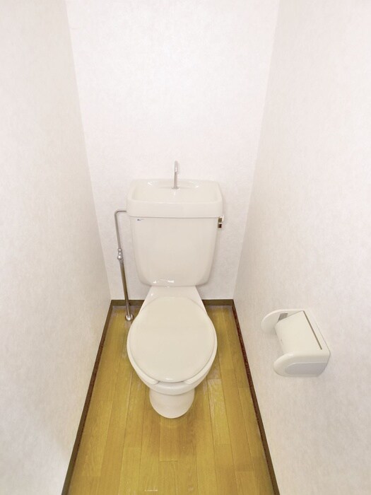 物件内観写真9　(トイレ)