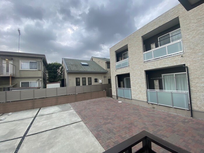 物件内観写真22　(室内からの展望)