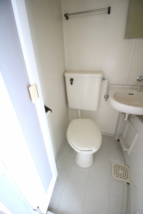 物件内観写真11　(トイレ)