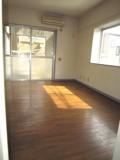 物件内観写真12　(居室)