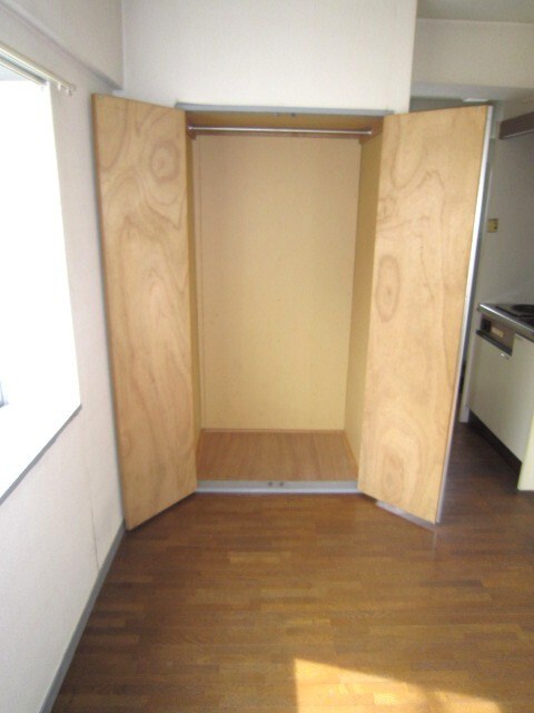 物件内観写真14　(収納)