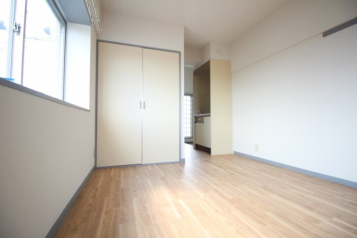 物件内観写真21　(居室)