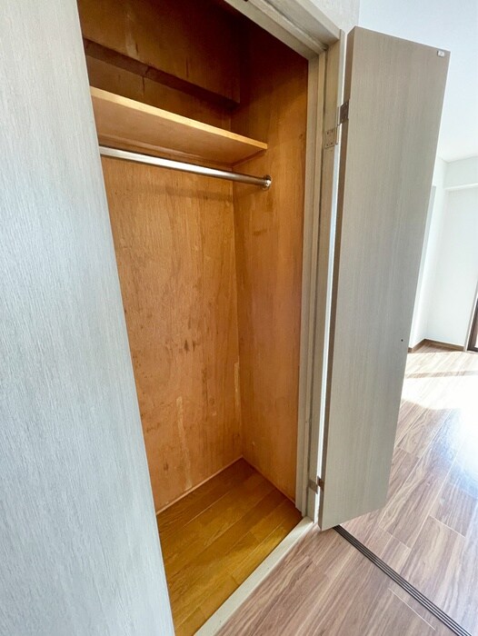 物件内観写真12　(収納)